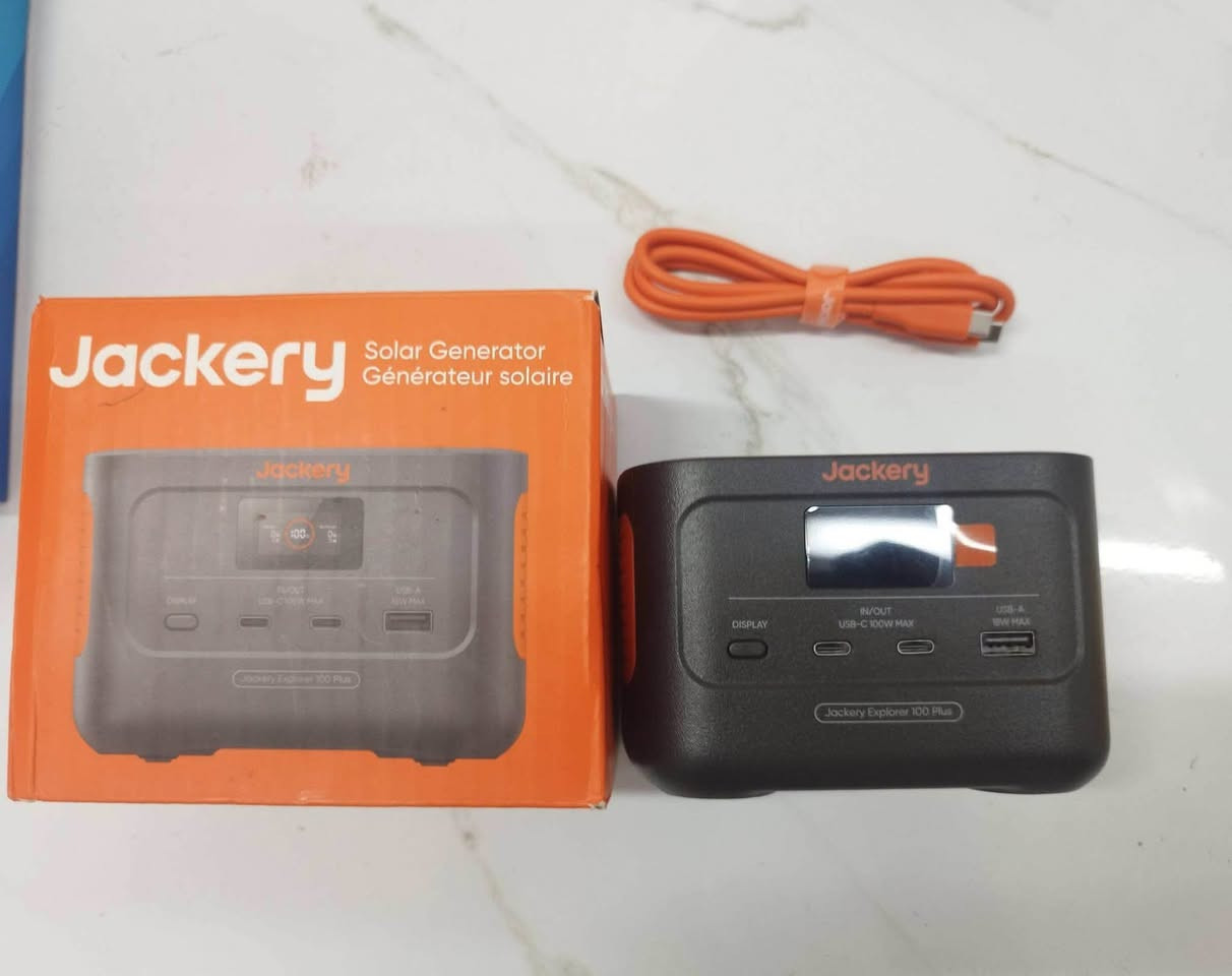 للبيع Jackery Explorer 100 Plus الأصلي باوربنك
✅ بطارية LiFePO4 عالية الجودة
✅ سعة 99.2Wh (31000mAh)
✅ منفذي USB-C بقوة تصل إلى 100W للشحن السريع
✅ منفذ USB-A بقدرة 18W
✅ يدعم شحن الهواتف، الأجهزة اللوحية، اللابتوبات، الكاميرات وأجهزة الألعاب المحمولة
✅ حجم صغير وخفيف مناسب للسفر والكشتات

للحجز او الاستفسار التواصل واتساب ***********
