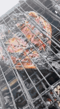 “عشاق الطعم العراقي الأصيل، لا تفوّتوا فرصة تذوّق السمك المسكوف على أص...