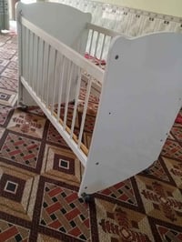 كاروك • مستخدم قليل • خشبة مكسورة