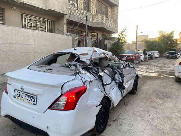 السلام عليكم خوان للبيع نيسان هندي 2020 رقم أربيل تحويل مباشر السياره شغاله وتمشي تبريد ثلج سابقآ مكفوله وحالين متضرره وتنباع على وضعها العنوان بغداد حي النصر رقم الهاتف ***********
