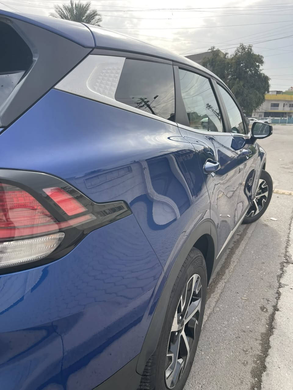 سلام عليكم
كيا سبورتج 2025

ماشيه 7

محرك 2500

حادثه فقط بنيد وبدون اي داخل

المواصفات

بصمه

بصمه ابواب

تشغيل عن بعد 

شحن واير ليس

شاشه ابل كار بلي

كامره دواره

لايت زنون+LEDوكشاف زنون

لدات اماميه

مخارج شحن في المقاعد

تدفئه كشنات

صندوك كهرباء

لوحت تبريد لمس

مثبت سرعه ونظام مانع انزلات 

نظام نزول لمنحدرات الايزوفكس 

3وضعيات للقياده SMART/SPORT/ECO

مخرج USB/AUX/Bluetooth

تحكمات ستيرن

اشاير مري 

السعر ب21300$ وبيه مجال 

بغداد حي جامعه نفق الشرطه

للاستفسار 

***********
