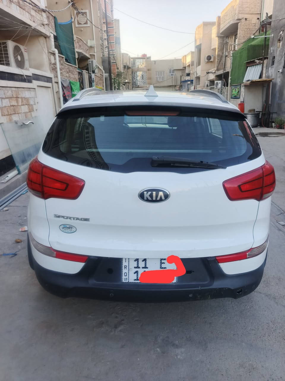 كيا سبورتج  خليجي ٢٠١٤فول مواصفات بغداد الرقم الجديد
مكينه ٢٠٠٠ دفع رباعي بصمه مري شفط واشارة تبريد فول كشنات جلد تخم تاير جيد باتري جديد صدر أمامي خلفي بحاله جيدة بيه طخه اماميه حافه البنيد مصلحه ومصبوغه ورصعه باب خلفي عكس السايق السيارة ماشيه ١٤٥ كيلو السعر ١٣٨ وبيه  مجال مكان السيارة بغداد الكرخ للتواصل ***********
