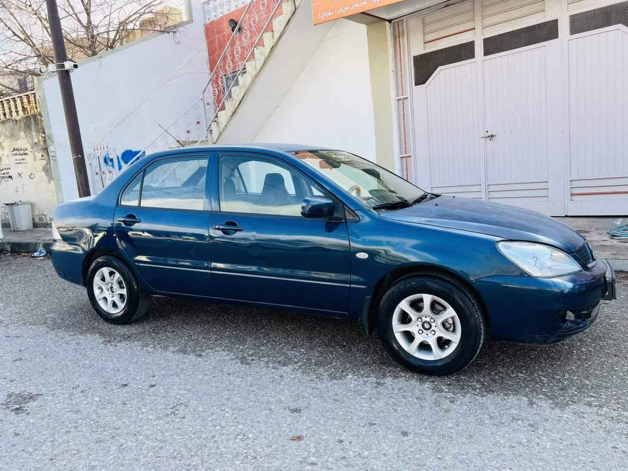 بەناوی خودا
لانسەری زۆرجوان،گێڕئۆتۆماتیک
4جام کارەبا،ئاوێنەکارەبا،سویچ کۆنترۆڵ سەنەوی تازە تا نزیکی 2028،پلێتی تازە
قاسرینەو بەناوی خۆمانەوەیە،بەشەرتی 
تەحویل 
3پارچەو پەڵەیەک، بەس پەمپە،پێش وپشتی کەپسەو لێدراوی هیچ نیە
،گێڕومەکینەی زۆرپاک،4تایەی لۆکی
لەژێرە،ویل کەپ، بێمەسرەف،تەبریدو گەرم زۆرمەزبوت،،،نرخ  60$قفڵ
***********،ڤایبەری لەسەرە
***********هەڵەبجەی شەهید حلبجة, السليمانية
