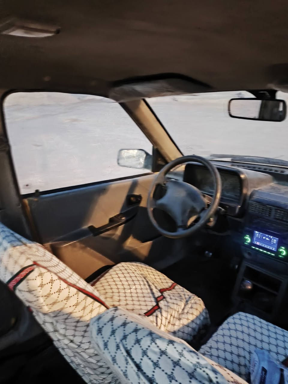 مديل ٩ مكفوله من الضربه مصبوغه حزام جماليه عل فحص شرط سنويه نافذه ١٩غرامات ما عليه هيئه عل مشتري سياره مكينه وكير وتبريد وتدفئه جاهزه حداديه طوبه  وتجي وتشوف بعينك  سياره ناعمه كلش سعر ١٩ مكانه عماره مركز ***********
