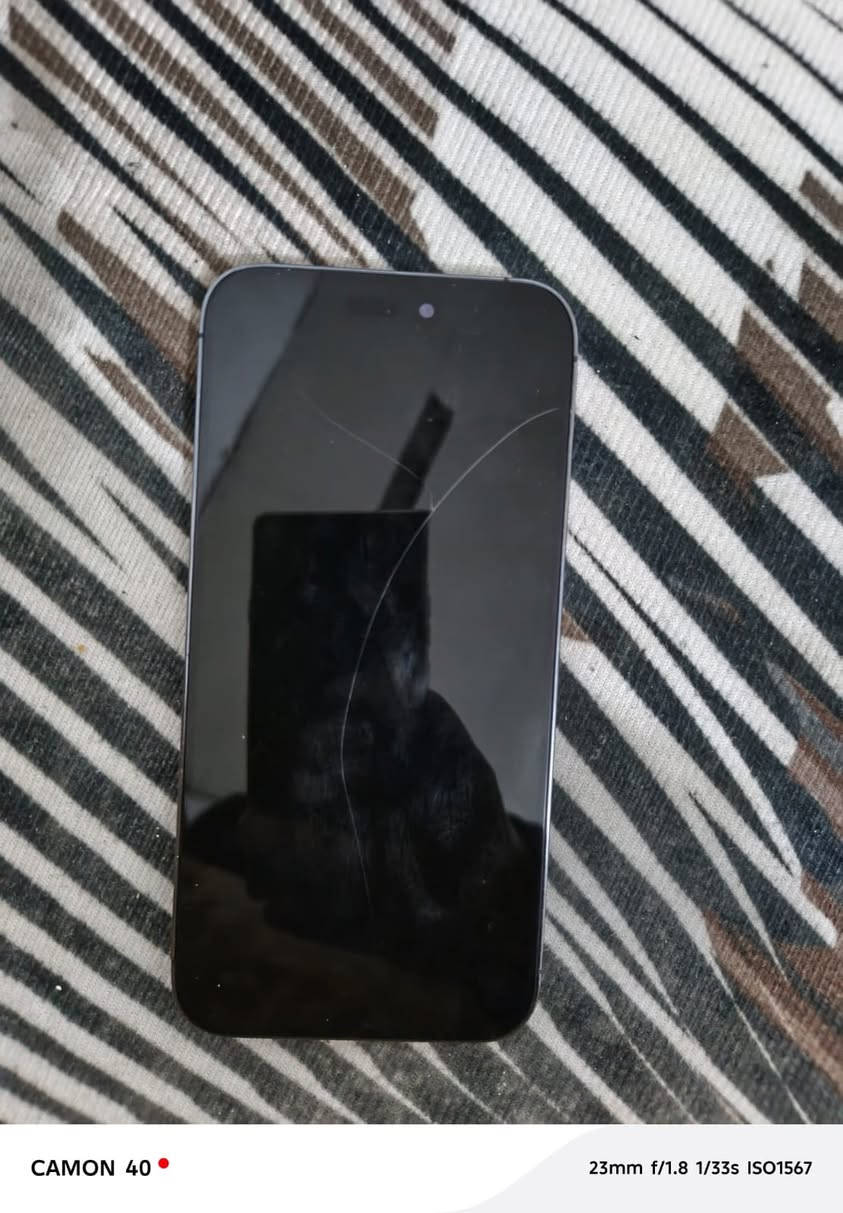 السلام عليكم 14 برو ماكس مراوس شعدك   اعرض
مواصفات آيفون 14 برو ماكس
مبدل بطارية اصليه قبل يوم بدلتها 
شاشه مبدله ومكسوره 
ظهر مكسور 
مكاني بغداد فلكة حي النصر 
شعدك اعرض واني أدخلك


**إذا كنت صاحب هذا الإعلان وتريد حذفه لأي سبب، رجاءا أرسل رسالة إلى الدعم الفني**