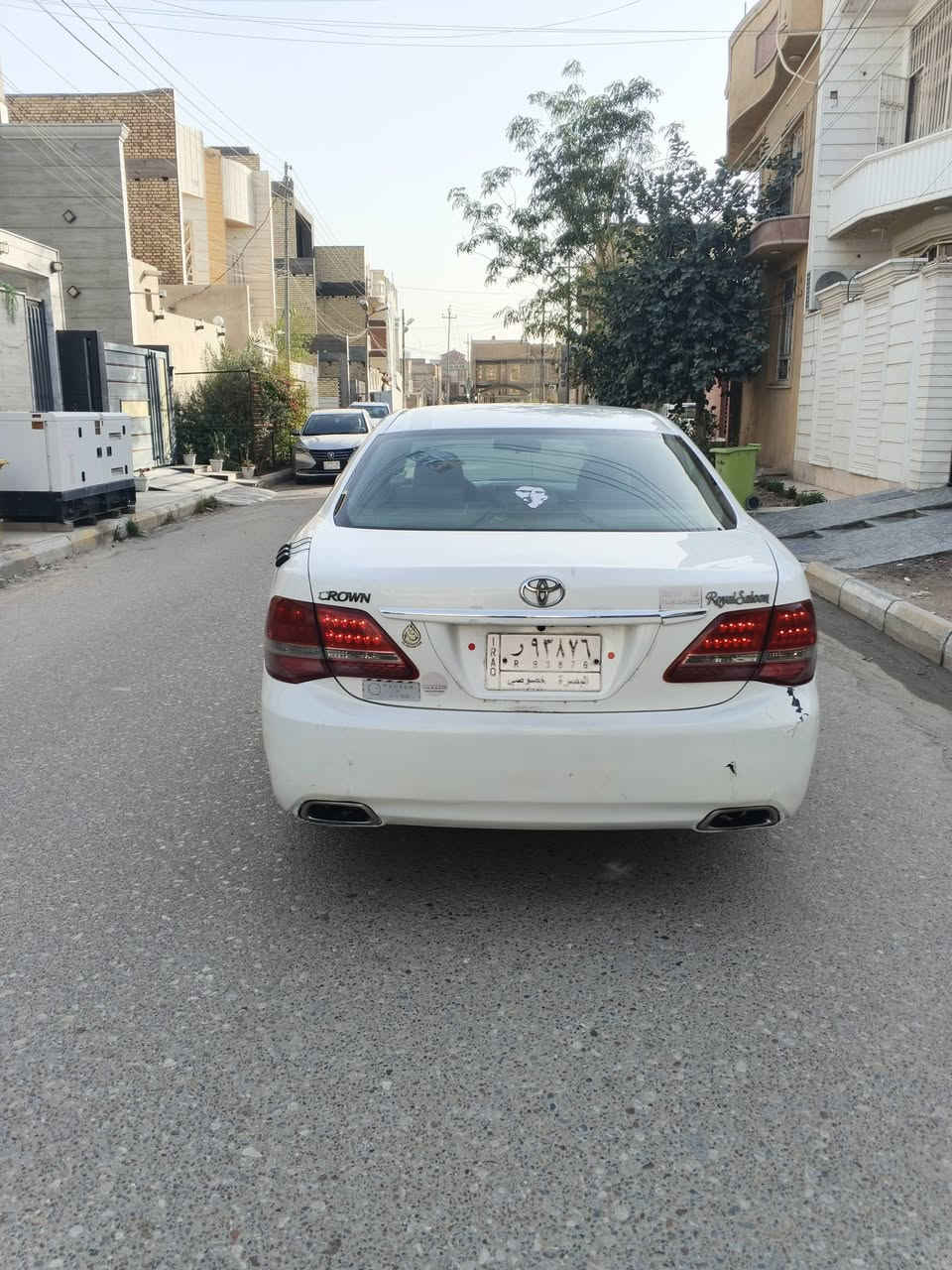 سياره تيوتا كراون مديل 2008 اصل سياره مكفوله من الضربه والكلبه والكص والخياس والعيب الشرعي مكينه وكير مكفولات
مواصفاتها 
مكينه 6سلندر 
تبريد قطعتين
ويل كب 
سنتر لوك 
بصمه 
اشاير امريا 
مريا شفط 
منظومة زنون 
بلوجكترات زنون
3دكم
تبريد+تدفئه
دواخل صاج
تحكم امريا جهتين 
تحكم استيران جهتين
سماعات دمام DJ
شاشه تاب
لايت كرستال 
كامره خلفيه دواره 
بردات خلفيه بلاد 
حداديه 100%
سياره جاهزه اي نقص مابيه رقم بصره مشروع وطني تحويل ثاني يوم سعره 135مكانه ذي قار المركز 
***********
