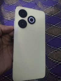 إنفينيكس سمارت 8 • ١٢٨ • ٤ رام