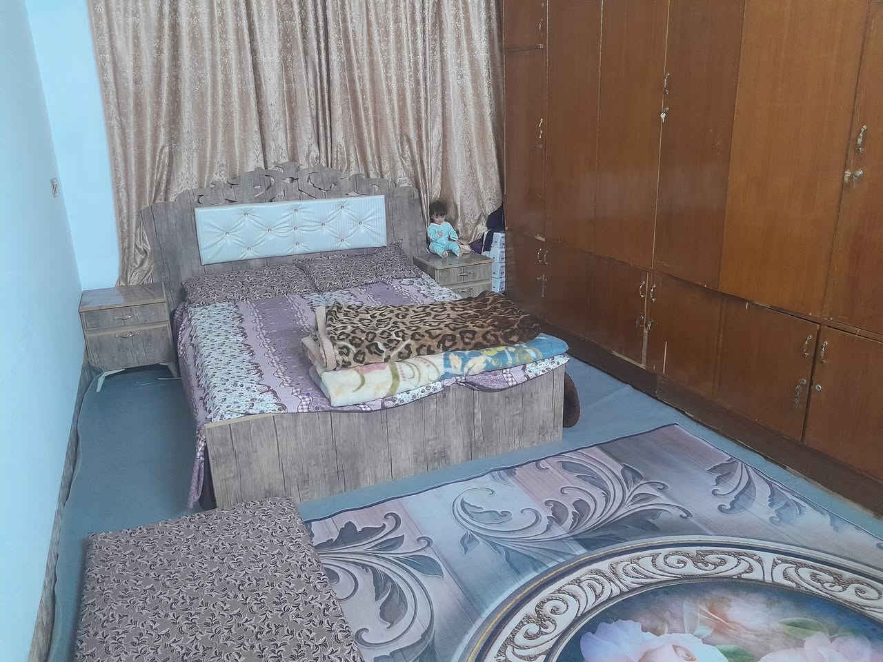 عراض مال بيت للبيع العنوان كركوك كوليش نضيف اي عيب ماكو اتصال بالرقم او وتساب 
***********
