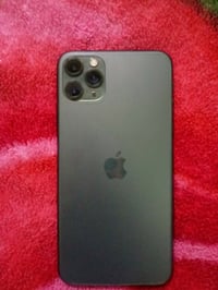 للبيع آيفون 11برو ماكس جهاز نضيف فول كلشي شقال بي  بطاريه 100مبدله  جه...