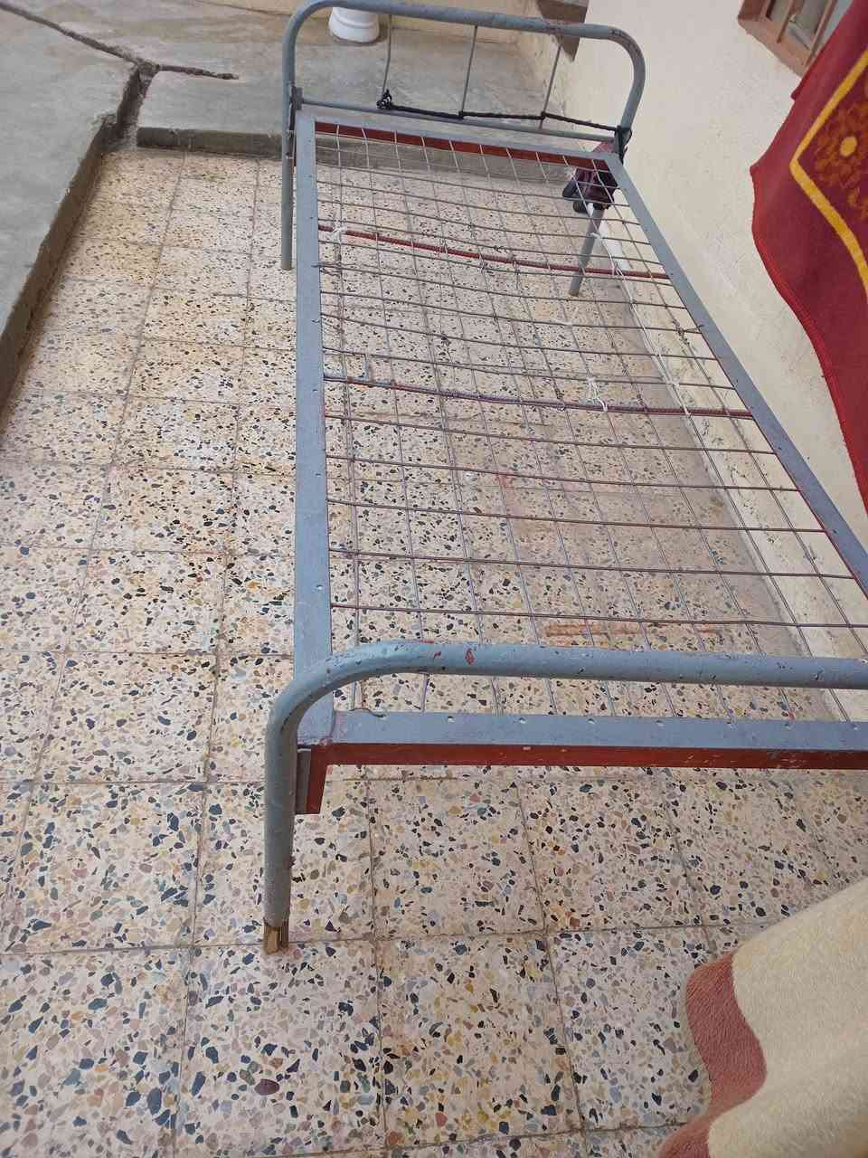 لبيع ***********
