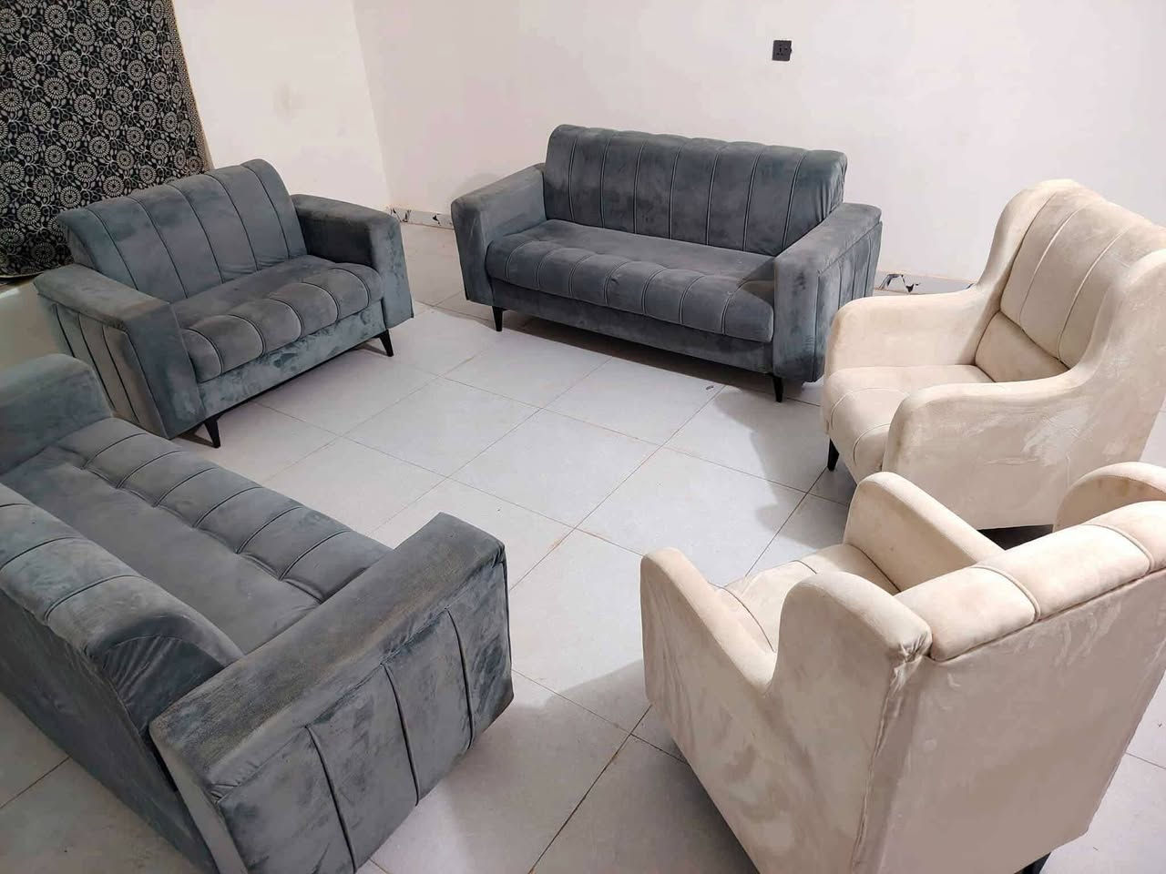 تخم تركي مودرن اللون المرغوب رصاصي 🩶🩶 استخدام قليل اخو الجديد نضيف بدون  عشر مقاعد السعر 450وبي مجال


**إذا كنت صاحب هذا الإعلان وتريد حذفه لأي سبب، رجاءا أرسل رسالة إلى الدعم الفني**