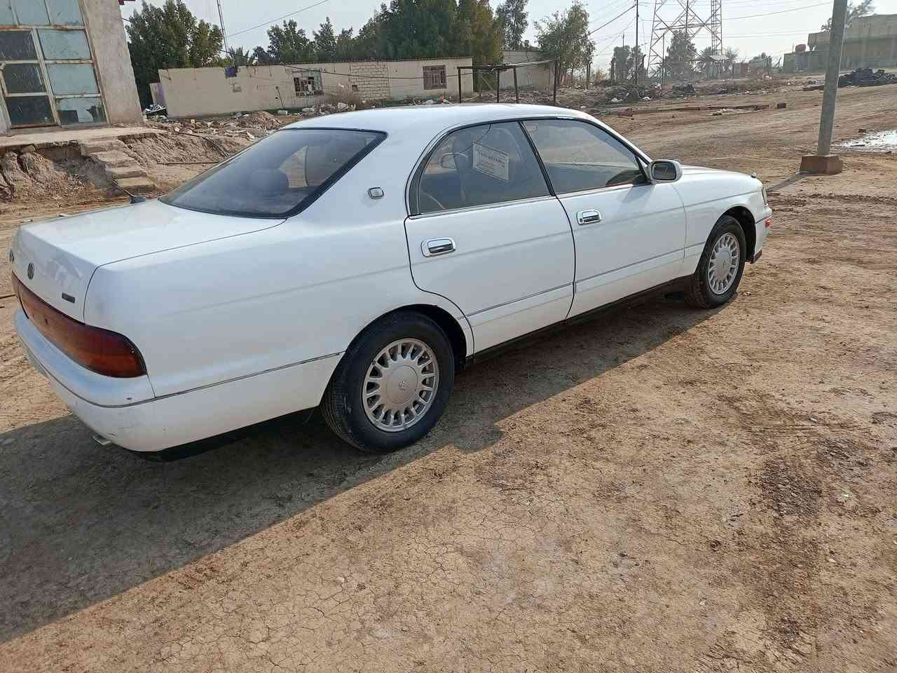 السلام عليكم
بطة كراون 93 للبيع 
رقم واسط بأسمي سنوية 2030 رقم جديد 
مكفولة من الضربة والكصة ونقل الجثة 
صبغ عام جمالية فقط .
دوشمة جديده. 
ارضية جلد جديدة.
گير ومحرك لا تنقيص ولا تبخير 
وحدادية و طخم تاير جدد.
السعر 55$  بيها مجال قليل.

***********
***********
***********
