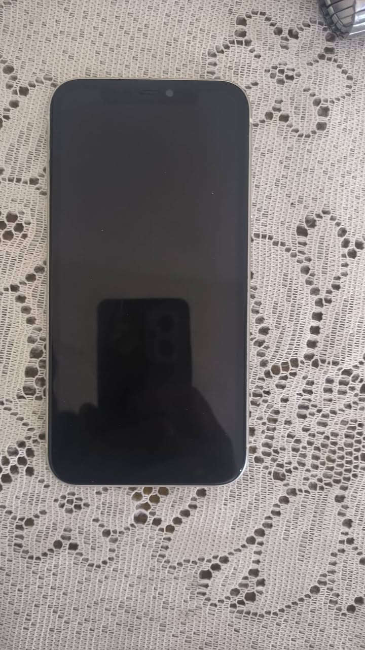 سلام عليكم جهاز 11 عادي البيع خلل السيمكرت واكف وبطاريه مبدل الشاشه اصليه بس من نفتح الجهاز طلعت الشاشه مبدله بل عدادات  150 وبي مجال


**إذا كنت صاحب هذا الإعلان وتريد حذفه لأي سبب، رجاءا أرسل رسالة إلى الدعم الفني**