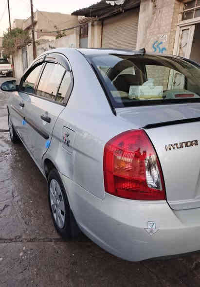 سلام عليكم 
اكسنت موديل 2009 خليجي 
بيها تقحيل ونصبغت عام 
فول اتوماتيك 
كير محرك 16 جديده 
تبريد شغل رقم انكليزي هزه جديده 
شاري يتصل 
***********
سعر على اتصال
