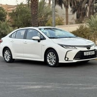 كورلا 2025  شكل الخليجي محرك 1800 هايبرد HEV  داخل جلد اسود رقم بغداد ...