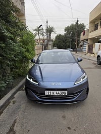 BYD SEAL 6 / 2025 ماشية 7000 اللون المميز ( بلو بيري ) السيارة بأسمي  ...