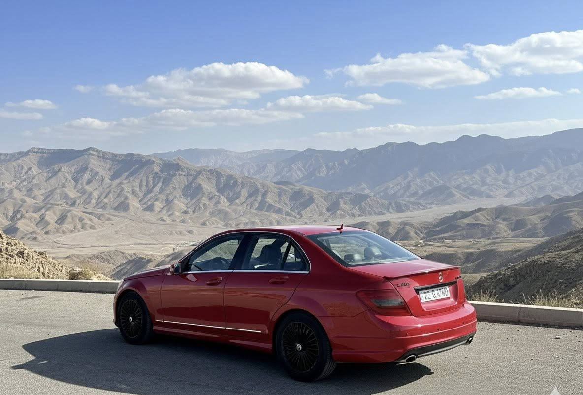 السلام عليكم ورحمة الله وبركاته
مارسيدس C 300 2011 محدث 2014
فول مواصفات محرك 6 بلادي 
سيارة جديدة وبدون نقص
صدر تخم تاير كير محرك كله جديد
رقم اربيل شرط تحويل او وكالة 
وبسعر مناسب جدا 
١٠٨ ورقة وبيه مجال بعد معاينه 
***********
***********
