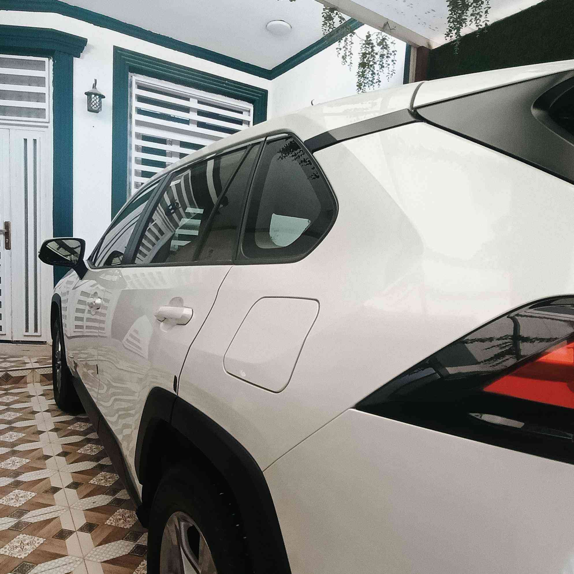 🔥 للبيع Toyota RAV4 2023 خليجي 🔥

✅ وارد شركة جيهان
✅ فئة ستاندرد
✅ ماشية 42 ألف كم فقط
✅ مكفولة كفالة عامة
✅ بحالة ممتازة جداً
✅ لا تحتاج أي مصروف وجاهزة للفحص في أي مكان

سيارة عملية واقتصادية بالوقود، مناسبة للعائلة والسفر والاستخدام اليومي، مع الاعتمادية المعروفة لسيارات تويوتا وقوة الأداء والثبات.

📍 السيارة نظيفة جداً من الداخل والخارج
📍 جاهزة لنقل الملكية فوراً (رقم سليمانية)

💰 السعر مناسب وقابل للتفاوض بالمعقول بعد المعاينة. )268$

للاستفسار:
📞
السيارة موجودة في ديالى بعقوبة, ديالى


**إذا كنت صاحب هذا الإعلان وتريد حذفه لأي سبب، رجاءا أرسل رسالة إلى الدعم الفني**
