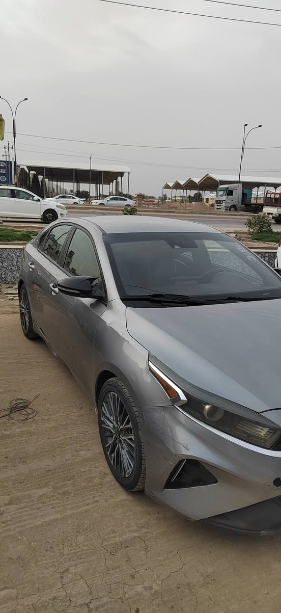 فورتي gt line 23 معوقين رقم بابل اسوي وكاله عامه ب اسم المشتري فول مواصفات حادثها قطعتين بدون دواخل 
مكاني.  بابل 130وبيها مجال 
***********
***********
