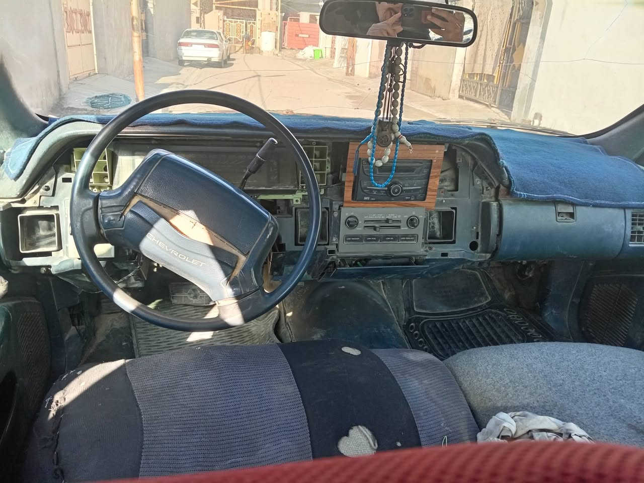 للبيع دولفين كابرس موديل ١٩٩٢ سياره كامله كير ومحرك وكهربائيات يرادلها بس صبغ السعر ٣٠ ورقه وبيها مجال سنويا ساقطه سنه ادخل خاص او اتصل على الرقم ***********
