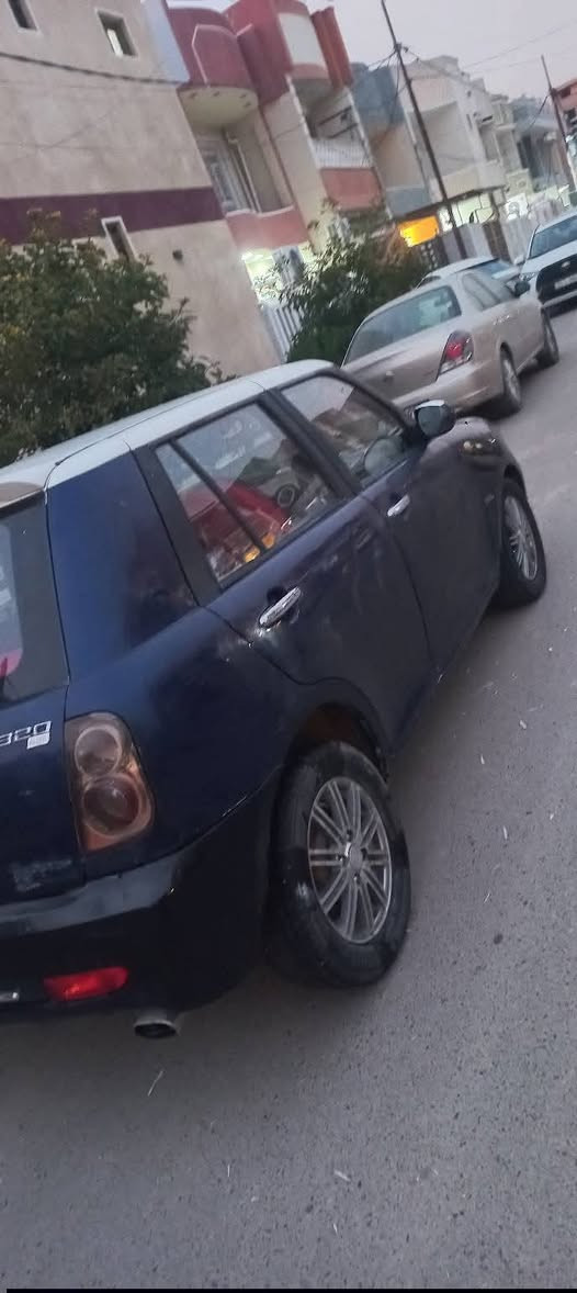 اسلام عليكم من رخصت الادمن ليفان 320 موديل 2013 سيارة جديدة كير صدر امامي خلفي جديد السيارة بسمي رقم جديد انكليزي
منضومة زنون جديدة 
صدر امامي جديد
صدر خلفي جديد 
التبريد نقص غاز فقط 
كير السيارة ممتاز 
مكان السيارة بغداد منطقة الشعب 
رقم الهاتف ***********
السعر ٤٠ وبيهة مجال للشراي
