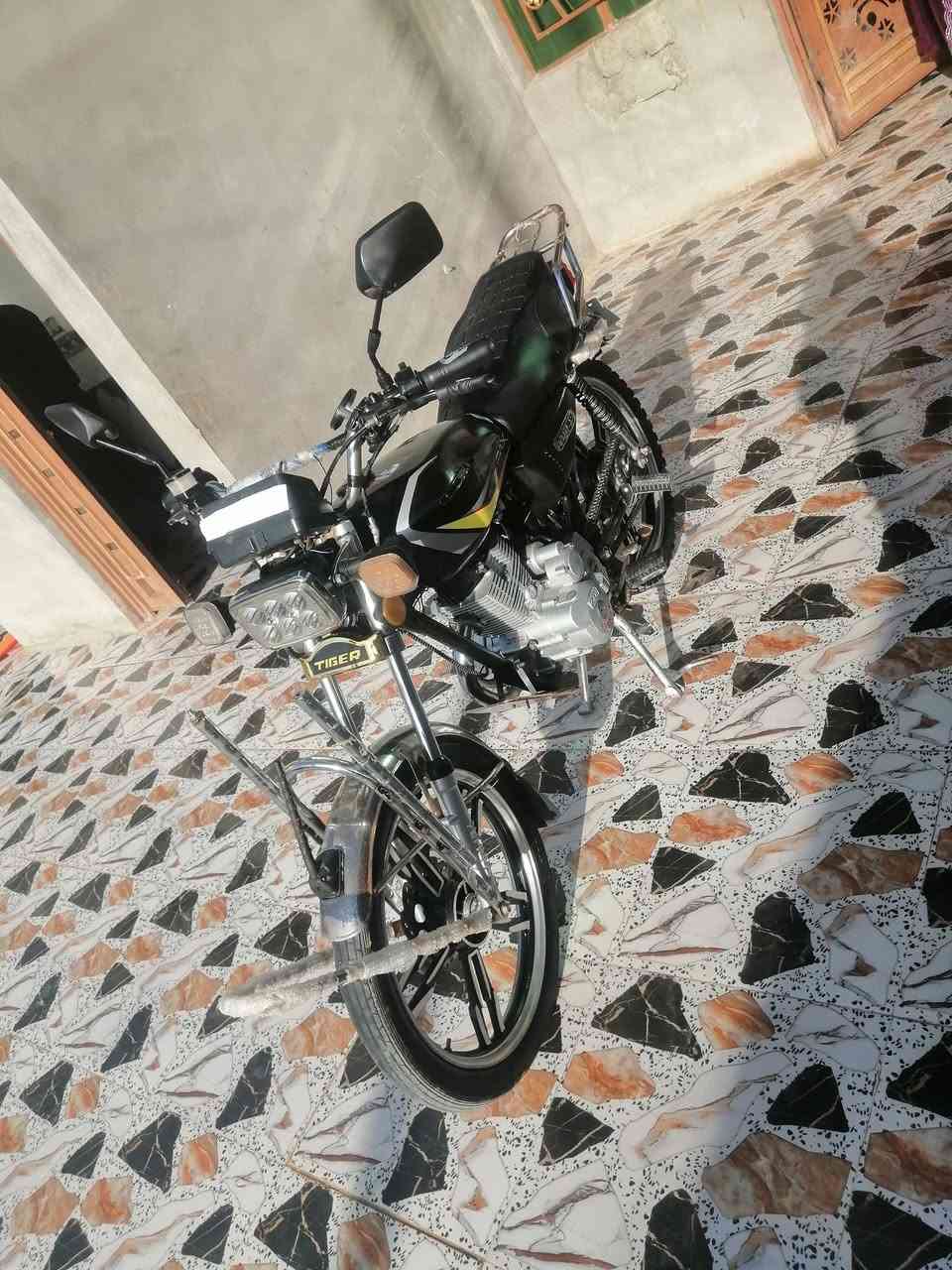 السلام عليكم موطور موديل 2021 كله شغال سلف محرك فول موطور ماعيزه شي السعر 400وبيه مجال الشراي ويرهم مراوس


**إذا كنت صاحب هذا الإعلان وتريد حذفه لأي سبب، رجاءا أرسل رسالة إلى الدعم الفني**