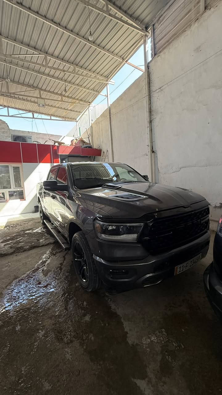 السلام عليكم دوج رام 2024 للبيع فقط بدون مراوس ماشية 64km
:::

المواصفات فول عدا الفتحة 

رادار خلفي مانع تصادم 

رادار جانبي (نقط عمياء )

كشن تدفئة تبريد + ستيرن 

سايد بريك (كهرباء)

بصمة

تشغيل عن بعد

كير ماوس 

الإضاءة الامامية LED

الإضاءة الخلفيةLED

بعد بيها هواية مواصفات 

ضررها بنيد فقط مبدل مثل مموضح بالصوره والباقي كله كفالة  بيها ايرباك دشبول وستيرن ايرباك الاستيرن (راجع ستتم 100‎%‎) يعني بلادي 

حجم المكينة V8.5700 

السعر 340

للتواصل خاص او على هذا الرقم***********
