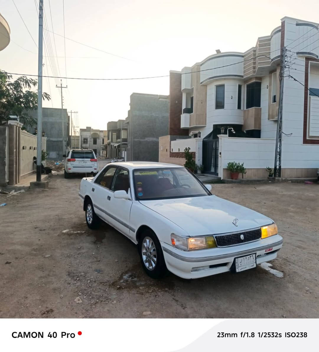 ﴿‏‪***********‬‏﴾
السلام عليكم 
للبيع سياره تيوتا كرسيدا ايسر ابلاد تكم 
موديل(١٩٩٠)
رقم  ( بصره ) سنويه لغايه (2028)
تحويل ثاني يوم 
او وكاله عامه 
مكينه وكير.ونجي سته سلندر جديد
سياره مكفوله من الضربه القويه   والكصه والنقل جثه والعيب.الشىرعي والاصوليات
السعر.38وبيها مجال للشراي 
مكان السياره ذي قار المركز
  كهرباءيات كلها شغاله من
 الطول للطول 

سياره مال بيت 
للاستفسار الاتصال على الرقم التالي
