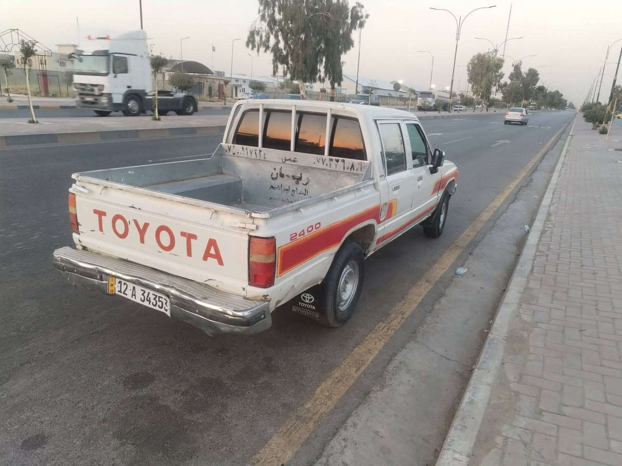 بيكم 88 رقم نينوئ،انكليزي سنويا وهزا جديد محرك معمر جديد كير اكسن شرط صبغ جماليه مال تشليع سعرها 44 وبيها مجال  مكان سياره موصل حي سماح ***********      ***********
