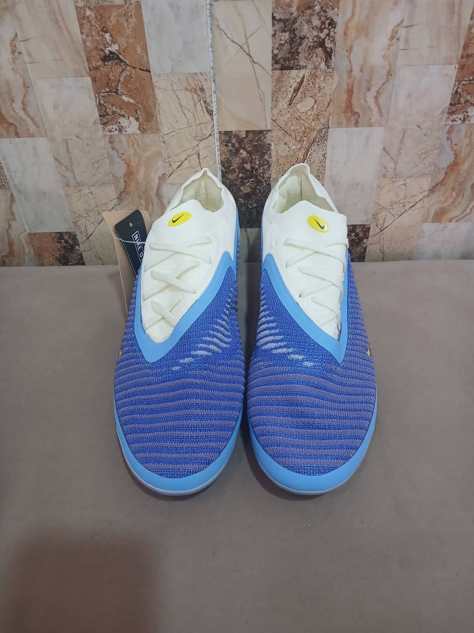 قياس 42.5...40 ألف توصيل مجاني


**إذا كنت صاحب هذا الإعلان وتريد حذفه لأي سبب، رجاءا أرسل رسالة إلى الدعم الفني**