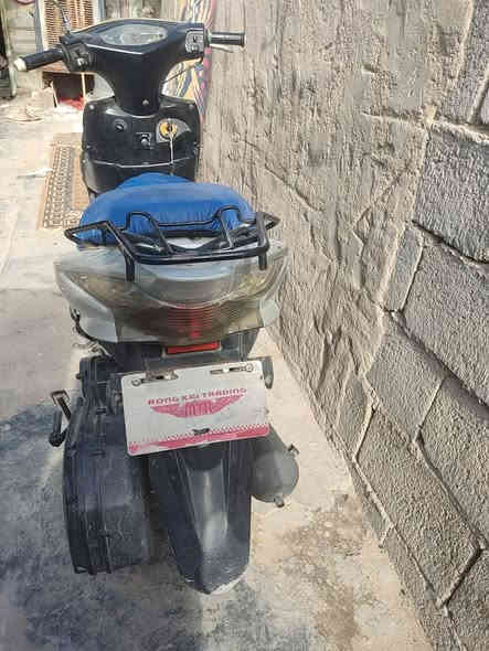 مراوس دراجه بطه او منغولي نظيفه شغاله ***********
سلف هندر كهربائيتها كلها شغاله
سرعه 140
