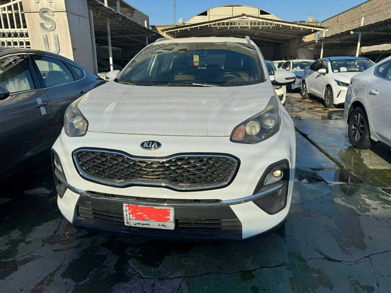 للبيع سبورتج خليجي موديل 21
ماشية 58 
بيها بارد بين باب الخلفي الايمن وهلال جاملغ
السعر 200 ورقه
للاستفسار ‭0783 302 0047‬
