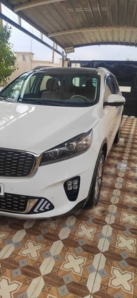 يالله السلام عليكم كل عام ونتم بخير سورنتو 18 للبيع السياره خليجي فول ...