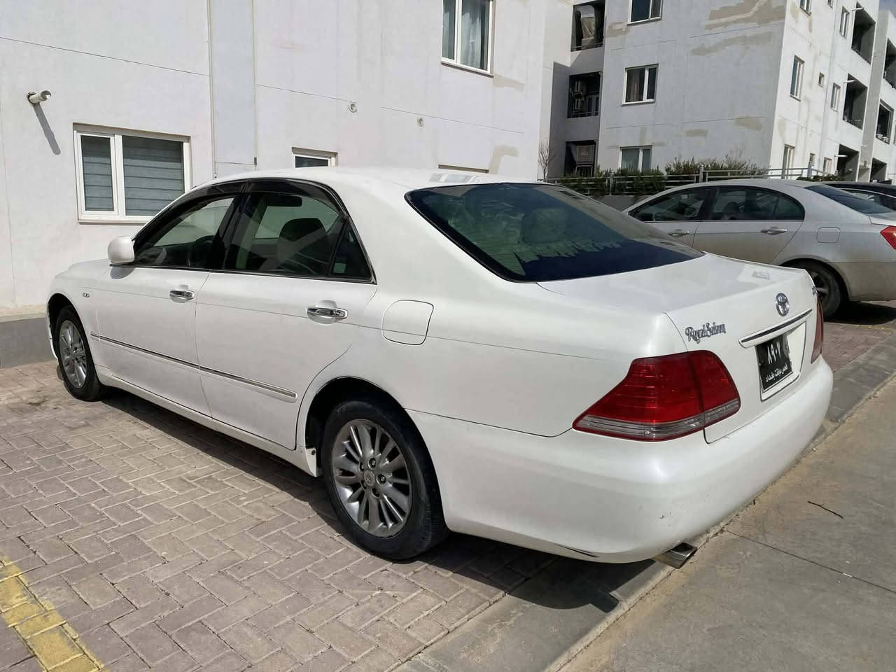 سلاؤ هاؤريان شاهينة براااؤؤة 2005 دؤ دؤكمة بةجؤك بة بجؤك بةي دعم بةي ليدراؤ  كةيري مةكيني بةشرت سيارةكة بةي عةيبة سارد كةرم بةشرت بةصمة نرخ 48   ومعاملة شؤين سليماني ژم ***********
