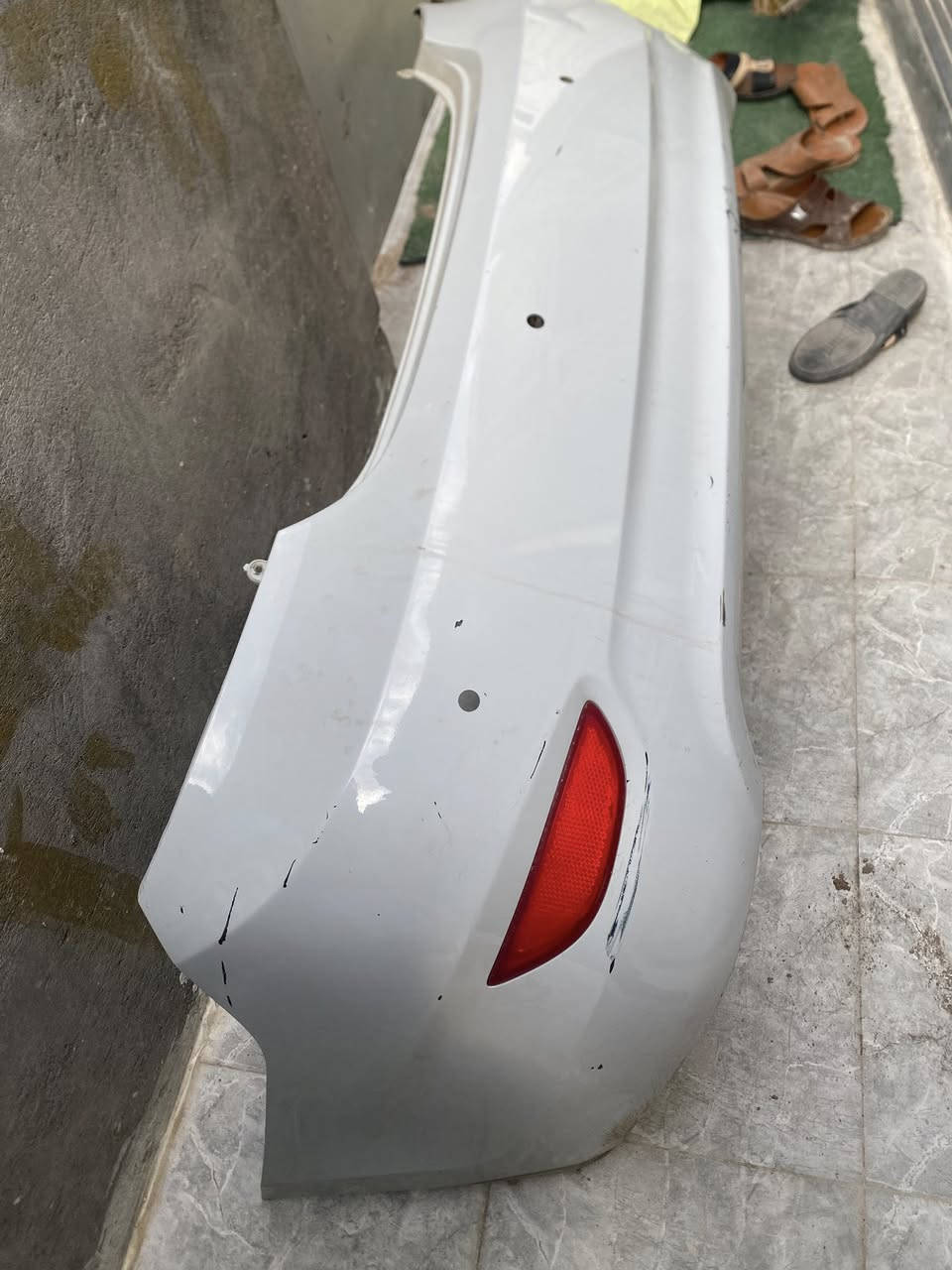 دعامية أكسنت مضلع لون  رصاصي تفصيخ السعر ٨٠.٠٠٠ الف ***********
