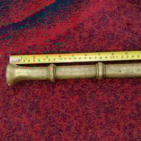 يد • حجم كبير • ارتفاع ٢٨ سم