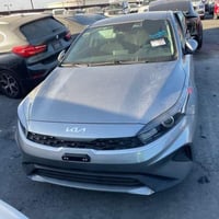 KiA فورتي وارد  2022 حادث فقط باب ومبدل نفس الون وجوه الباب على كد شبر...