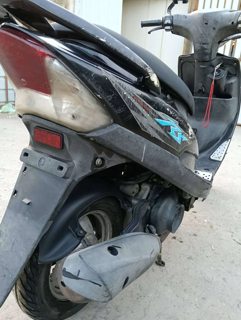 سلام عليكم شباب دراجه ماكس عدله للبيع كله بلاديه اوراقه موجوده المكاتبه صارله اشهر نازله رمباه كفاله عامه شرط شلعه ومعدل
مكاني بغداد البلديات السعر 700 وبيه مجال الرقم ***********
