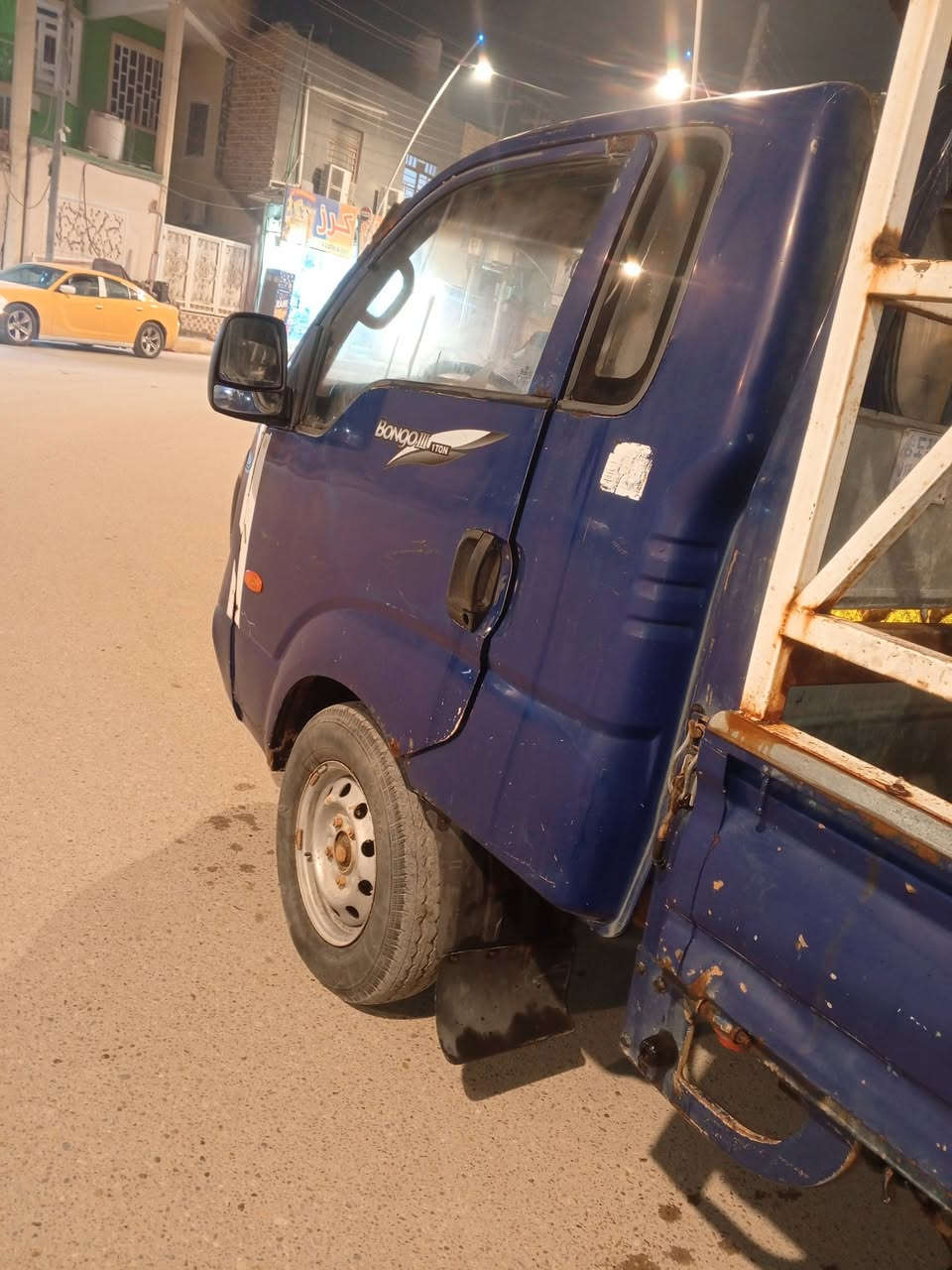 بنگو كيا حمل موديل2007 مكينة كرنفال السعر 55 رقم بغداد للتواصل رقم الهاتف ***********
