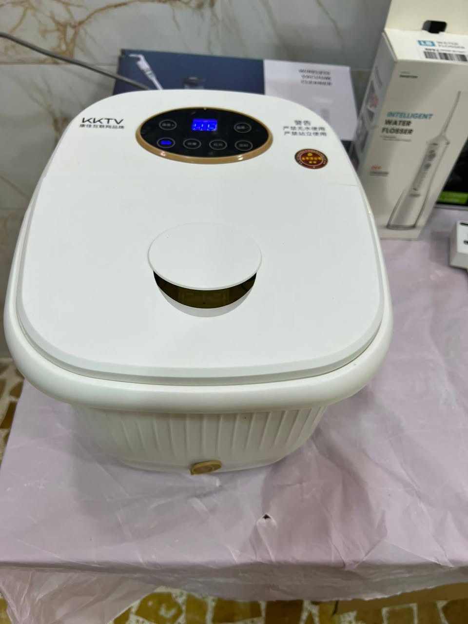 جاكوزي للعناية بالأقدام وتدليك مع وظيفة التدفئة والفقاعات مزود بكرات تدليك  شياتسو التلقائي
السعر 40 الف بلاش والله


**إذا كنت صاحب هذا الإعلان وتريد حذفه لأي سبب، رجاءا أرسل رسالة إلى الدعم الفني**