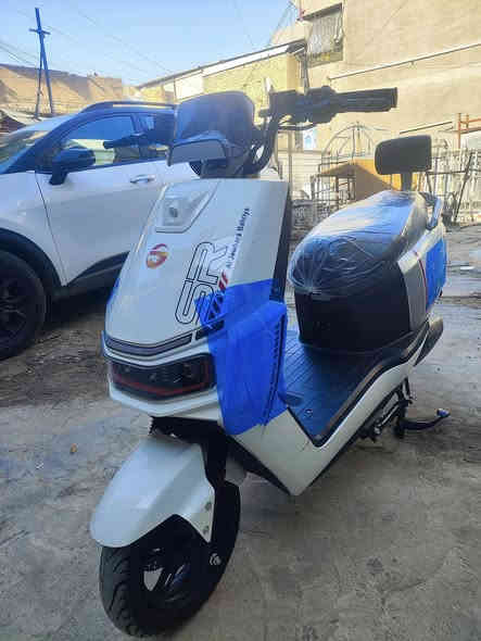 السلام عليكم درجه شحن جديد الساحه زيرو غير مستمل 0 كيلو متر شركة الجوهرة البحرية موديل 26 تصفيه مخازن *********** سعر 750 قفل  عنوان بغداد ساحة الوثبه ملف 2000 سرعه 100
