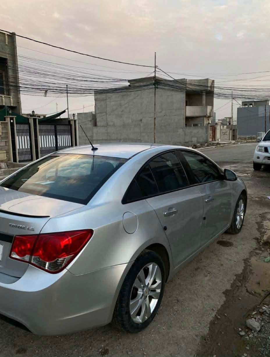 مواصفات ستندر 
ماشية 2️⃣6️⃣0️⃣ الف 
السيارة كاملة ما بيها نقص
كاملة مكملة هزة سنوية رقم جديد
السعر 80 وبيها مجال 
للتواصل واتساب فقط
*********** موصل, نينوى
