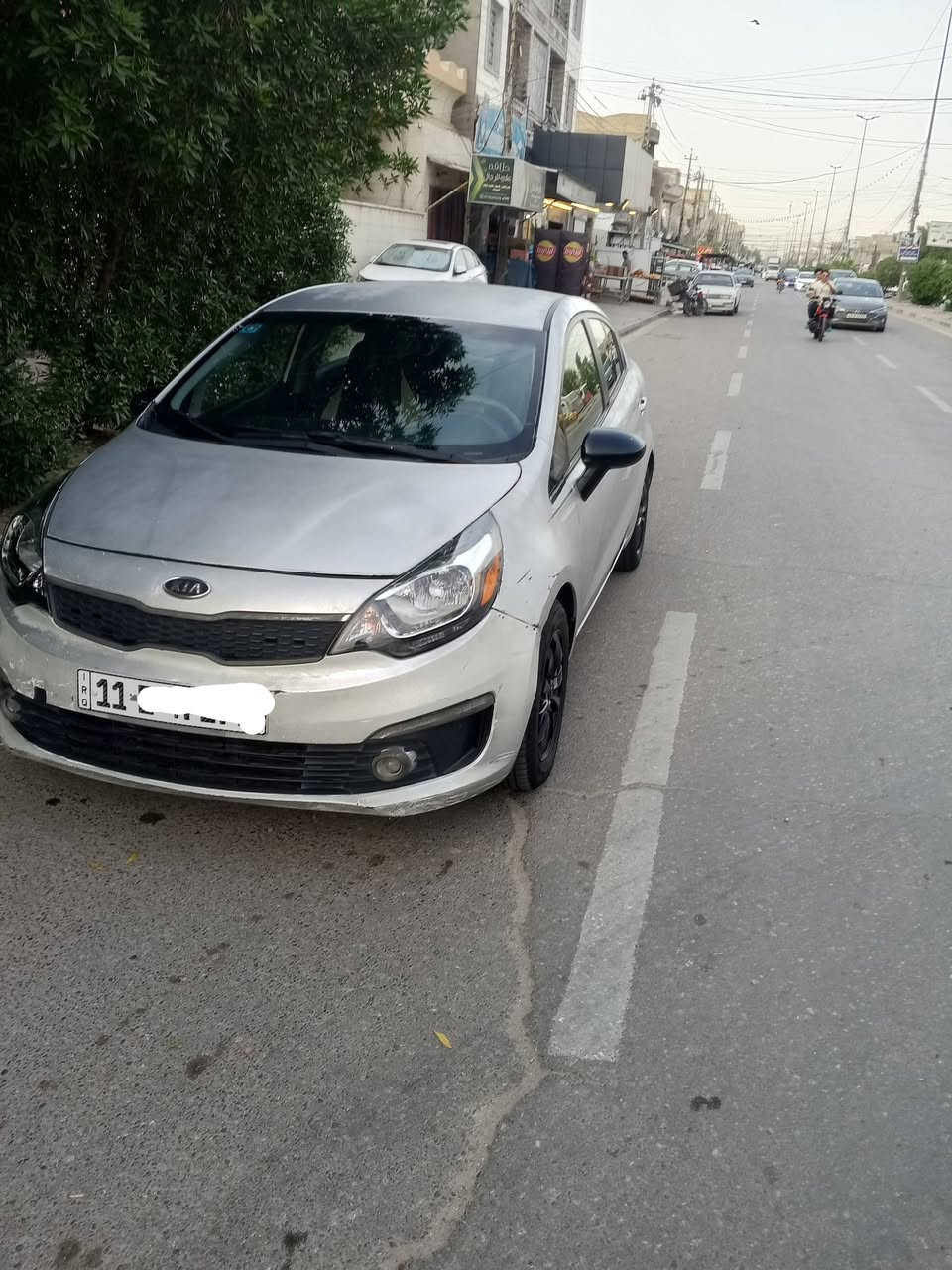 كيا ريو رقم بغداد موديل 2016 امريكي محرك 1600 السيارة بلادية بدون دواخل جراد خفيف السعر 80 موبايل ***********
