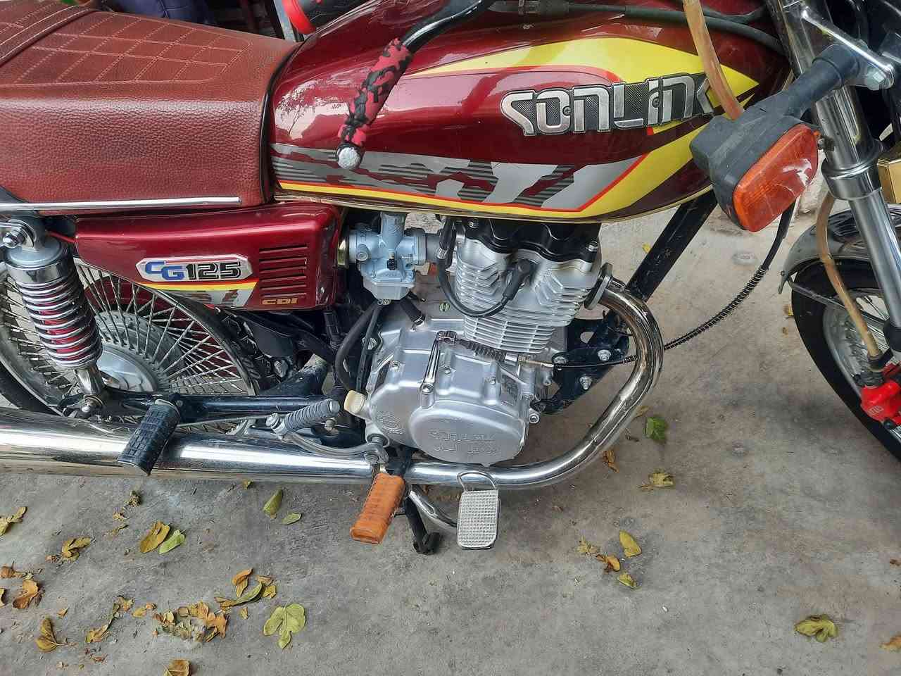 سلام عليكم دراجة سولنك موديل ٢٠٢٤ مع الأوراق دراجة مكفولة عنوان خانقين الشراي يتصل المو شراي لايتصل ***********
