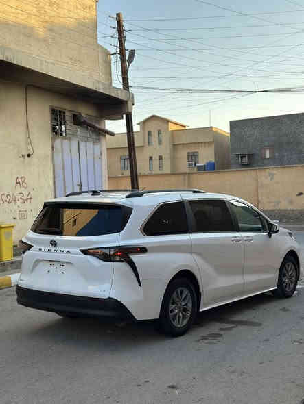 السلام عليكم 
سينا (2025) امريكي ضرر صبغ اقل من نص البنيد وربع الدعاميه الاماميه والباقي كفاله عامه من كلشي دخول جديد منفيس بأسمي ماشيه (6) الاف 
فئتها (LE) مواصفات 
بصمه ابواب 
بصمه تشغيل 
تشغيل عن بعد
كشن كهرباء
ابواب كهرباء 
شاشه كاربلي 
سايد بريك كهربائي 
لايت لد
اوتو هولد 
وضعيات قياده/ECO /SPORT
تبريد شاشتين خلفيه واماميه 
بردات خلفيه 
تحكم ستيرن 
مانع انزلاق 
8راكب 
ومواصفات السينا معروفه السياره جديده بمعنى الكلمه تخم تاير مال شركه جديد 
السعر//330 ورقه وبيها مجال 
للاتصال//***********
***********
