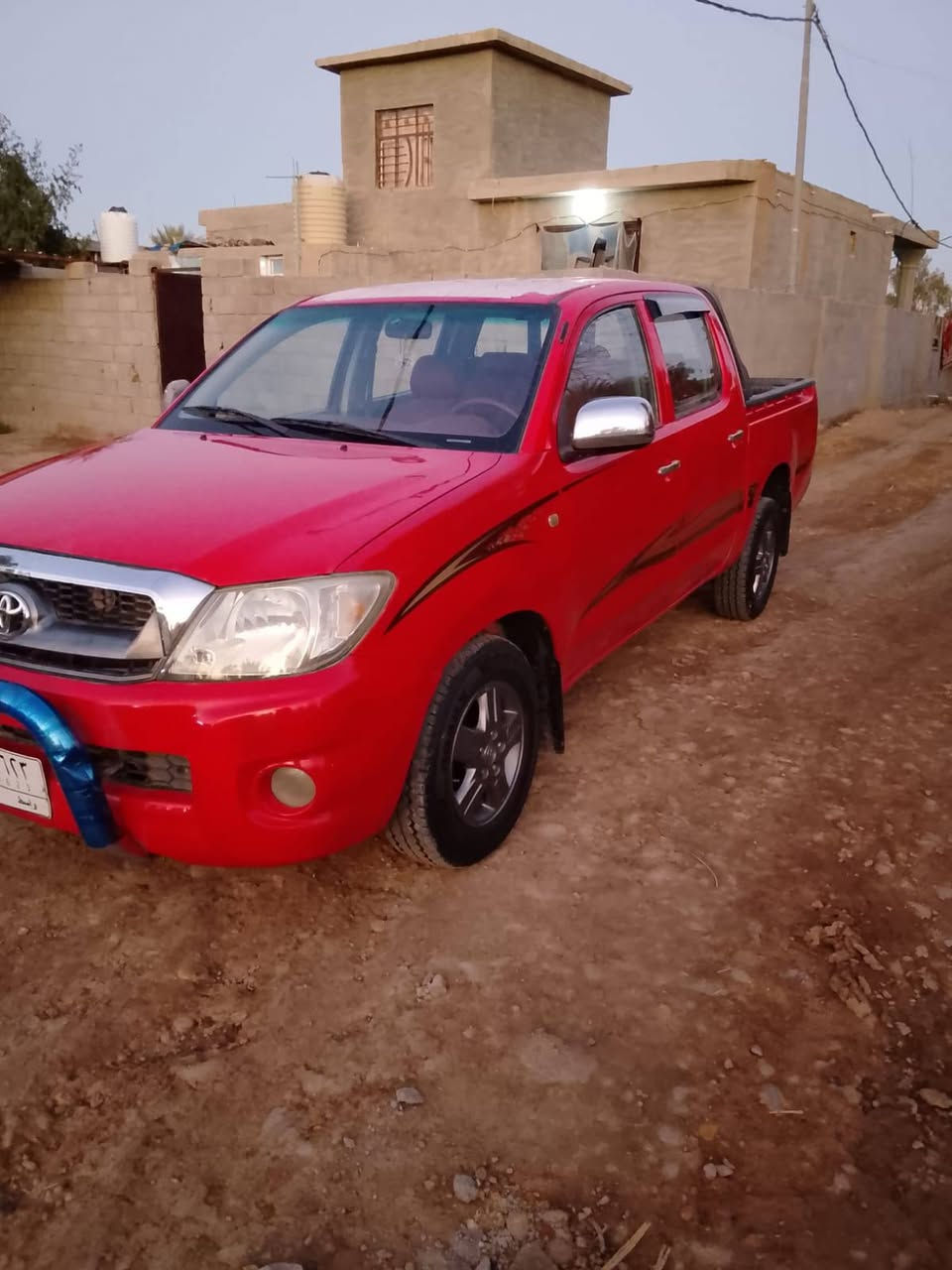 السلام عليكم فلاونزه 2009 رقم واسط  جاهزة من كل شي كير مكينة حدادية تبريد ماشية 300 الف  تخم تاير  بيه بصفحه السايق شخط ومرشوش  بدون دواخل  المكان الصويره ***********
