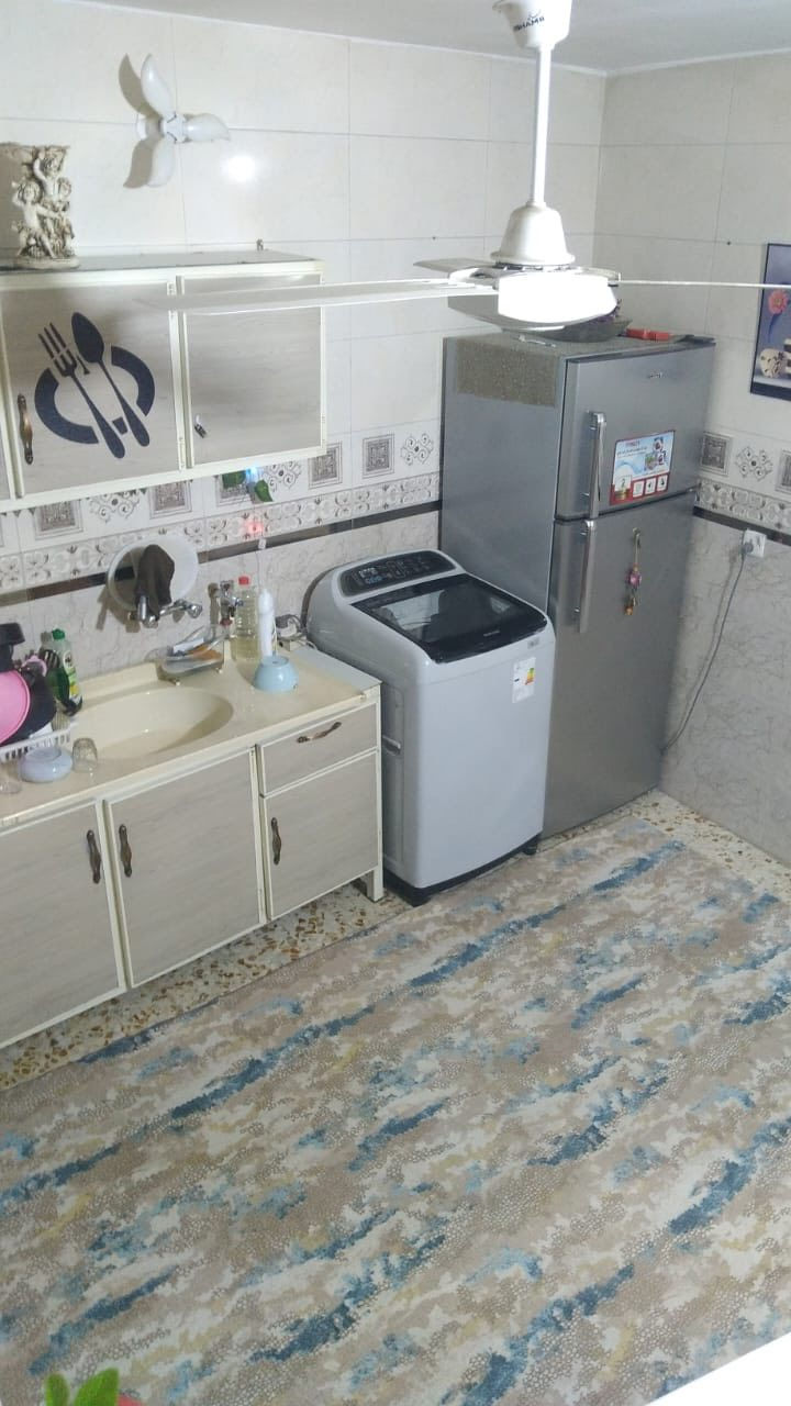 السلام عليكم دار للايجار 40 متر
نضيف كلش ماراجعة الدار 
       ***********    مكتب الرمال
العنوان بغداد الجديده النعيريه قرب جامع عرفات
