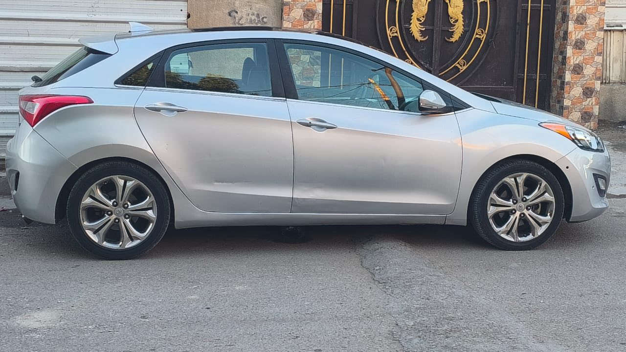 السلام عليكم ورحمه الله وبركاته
للبيع النترة بغداد JT هاج باك 2015
وارد امريكا حادثها جاملغ خلفي بسيط وبالعراق جاملغ امامي الأيمن بدون دواخل شواصي لغود سليمة 
السيارة فول عدا فتحه كشنات جلد كشن كهرباء اشاير بالمرايات بصمة بك لايت لد اصلي ويل كروم ماشية 60  الف ميل حقيقي بيها قطع صبغ ابيع حزام صبغ تخم تاير مكينة جي دي اي 2000 وكير نضيفة جدآ لا تبخير ولا تنقيص ولا دوانز 
سعرها 88 ورقة وبيها مجال بسيط 
لمزيد من المعلومات الاتصال 
***********
