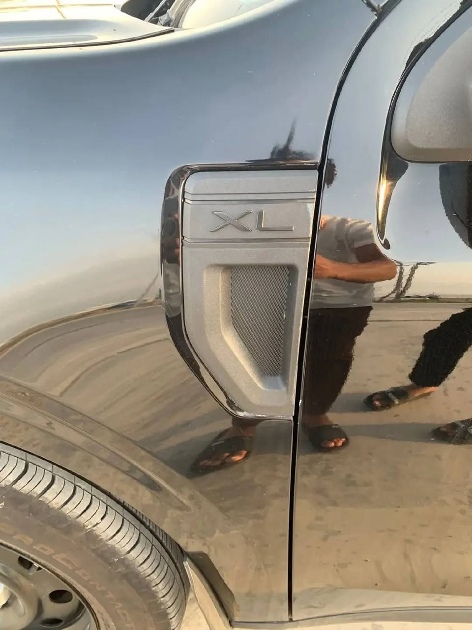 فورد مافرك
موديل 2024
ماشية 9الف
 دخول جديد 
ضررها جاملغ امامي  مبدل بامريكا فقط بدون دواخل 
مكاني واسط الصويرة 
    السعر 180

***********
