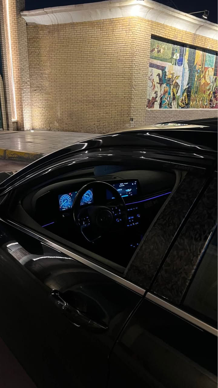 السلام عليكم مستعجل ع البيع
الشراي يتصل ويدلل ***********
هونداي النترا هايبرد 1/1 موديل2022

مواصفاتLIMTED
فول فول مواصفات 1/1
فتحة سقف سلايد
ابواب بصمة
بصمة تشغيل 
تشغيل عن بعد
شحن واير ليس
كاميرا خلفيه دواره 
شفتات ستيرين
ترحيب
اوتو ستوب
نقاط عمياء
‏Active cross control كروس سرعة تفاعلي ويه السيارة الي كدامك 
تحديد مسار 
مثبت سرعه 
قيادة ذاتيه
رادار 360 درجة مع توقف ذاتي
كشنات جلد 
فول تحكمات ستيرن 
كشنات هيتر
صندوق ذكي
لايت زنون 
بكلايت ليد متصل
بصمه تشغيل وبصمه ابواب لمس وتشغيل عن بعد 
السياره بعد بيها مواصفات فول الفول
جديدة وجاهزة 
بجم كبس بيهة باب خلف السائق  اني مستوردها صور الحادث موجوده بالمنشور
مكاني بغداد 
رقم بغداد تحويل ثاني يوم
السعر 152 بغداد, العراق
